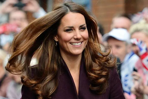Kate Middleton stupisce tutti con un gesto inaspettato