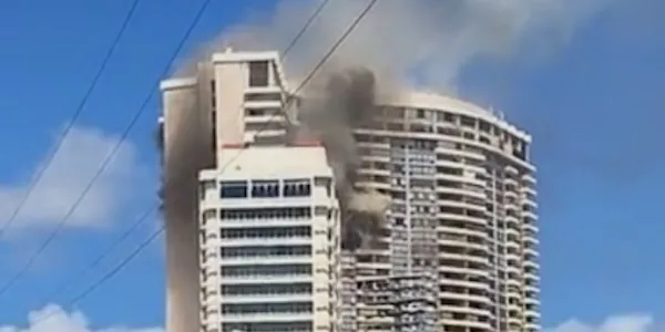 Honolulu, incendio in un grattacielo, tre vittime