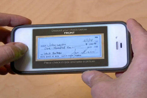 Assegno digitale Plick , che cos’è e come funziona il pagamento attraverso smartphone