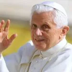 Benedetto XVI invia una lettera al Corriere, le parole che preoccupano