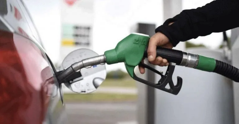 Prezzo della benzina in aumento: perchè è così cara?