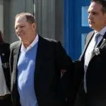 Harvey Weinstein arrestato e rilasciato su cauzione