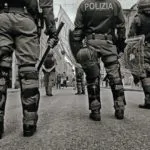 Caso Cospito: anarchici in piazza a Roma, scontri con la polizia