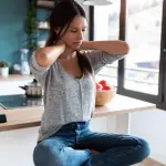 Dolore cervicale, cos’è e come si può trattare