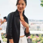 Michelle Yeoh è la prima asiatica a vincere l'Oscar come attrice protagonista