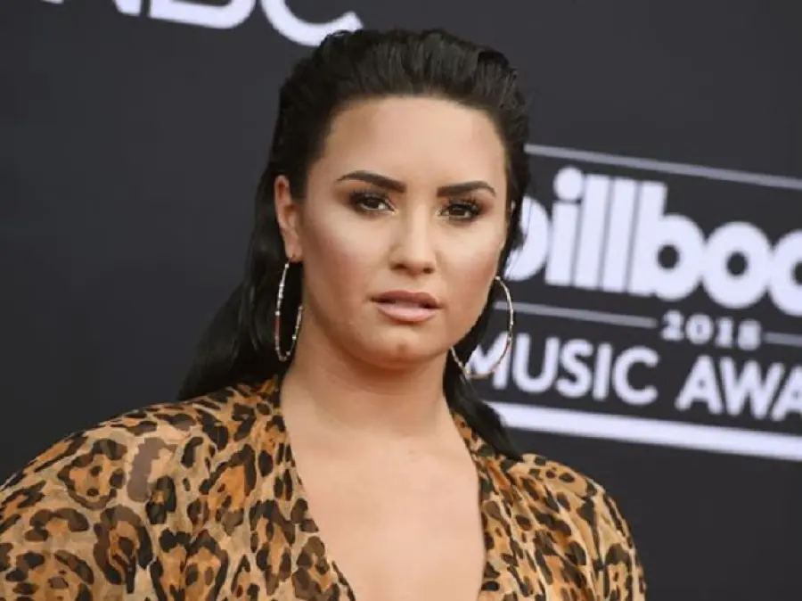 Demi Lovato rivela: "Dopo l'overdose ho avuto tre ictus". I particolari