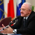 Coronavirus, in Campania ancora tutto bloccato: la nuova ordinanza di De Luca