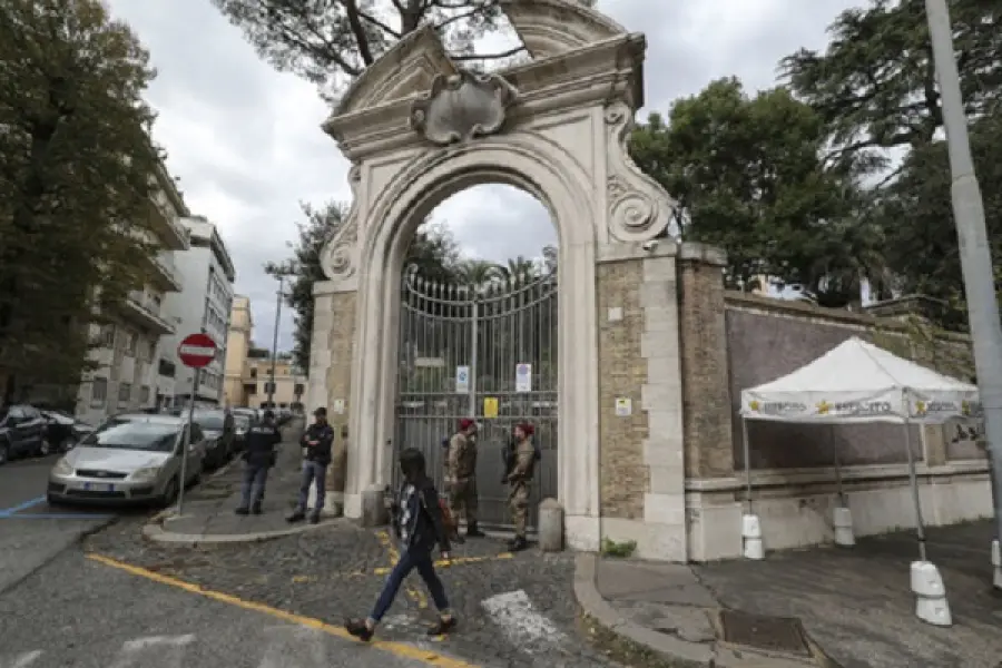 Nunziatura, trovati altri resti: sotto l'edificio c'era un cimitero