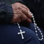 Banda del Monsignore, maxi truffa a Roma: arresti
