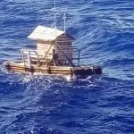 Sopravvive su una zattera per 49 giorni nell'Oceano Pacifico