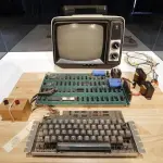Il primo pc costruito da Steve Jobs messo all'asta. La cifra è record