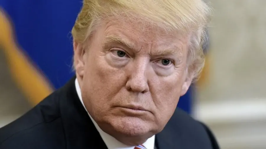 Donald Trump: tassa del 25% sulle auto che provengono dall'Ue