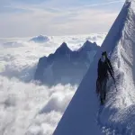 Val D'Aosta alpinisti colpiti da un fulmine, tra loro una vittima