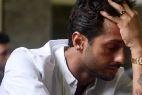 Fabrizio Corona e la confessione dell'amico: insulti in strada