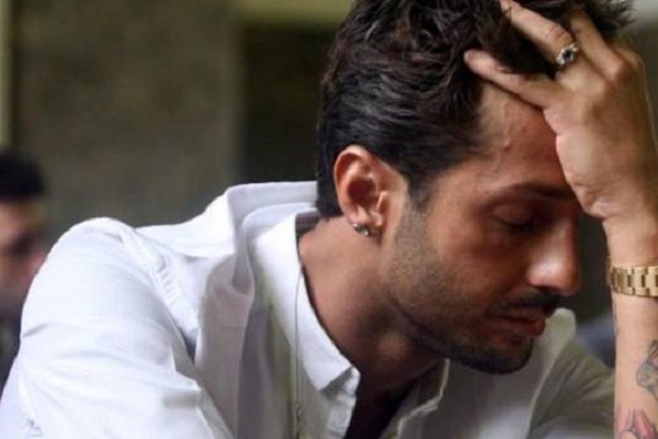 Fabrizio Corona e la confessione dell'amico: insulti in strada