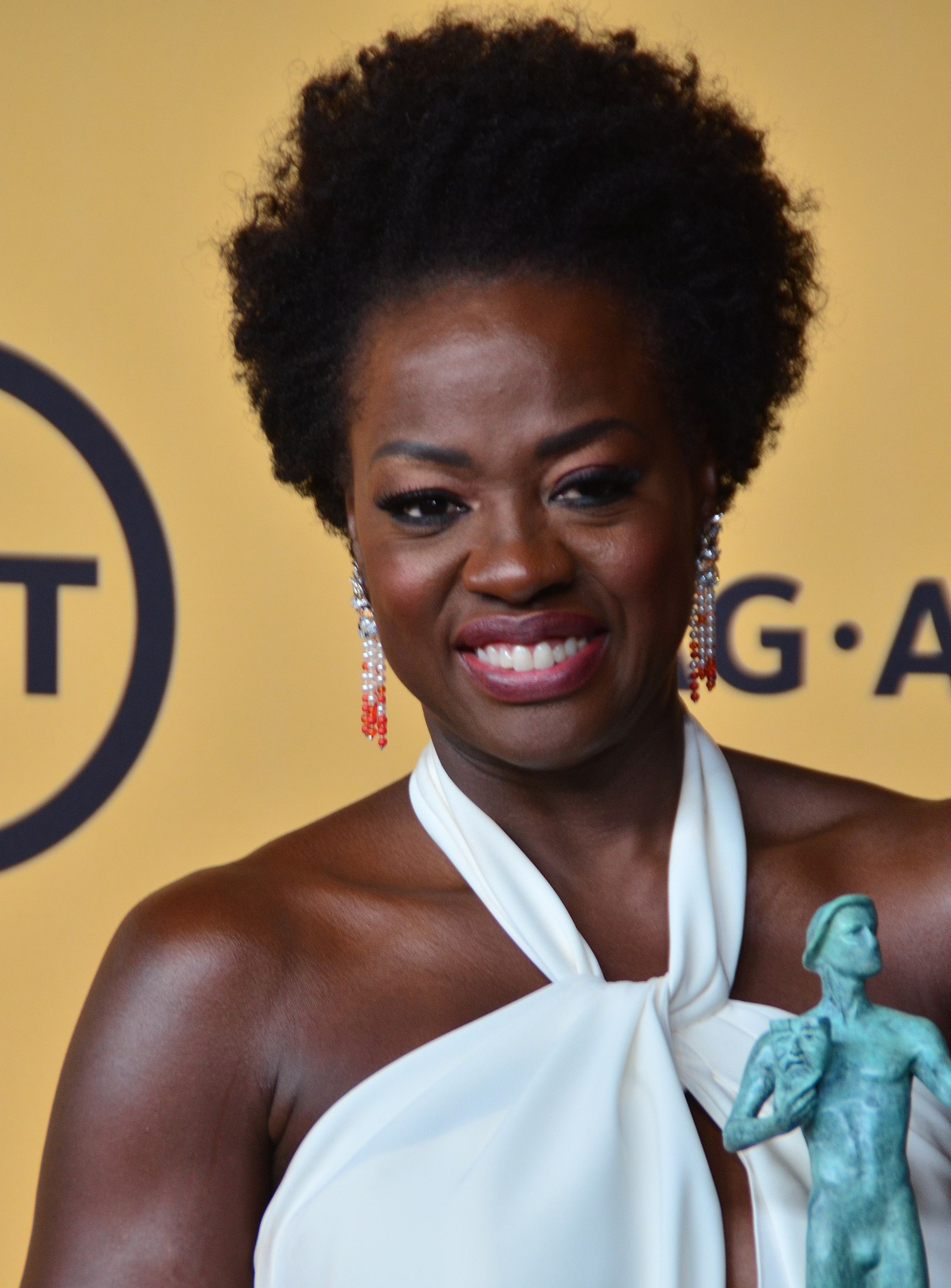 Grammys 2023: Viola Davis diventa EGOT e Beyoncé è l'artista più premiata