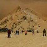 Neve arancione: est Europa avvolta nel mistero