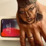 Fabrizio Corona tatuaggio: dedica d'amore per la fidanzata