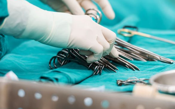 Bimba siriana profuga operata all'ospedale Bambin Gesù