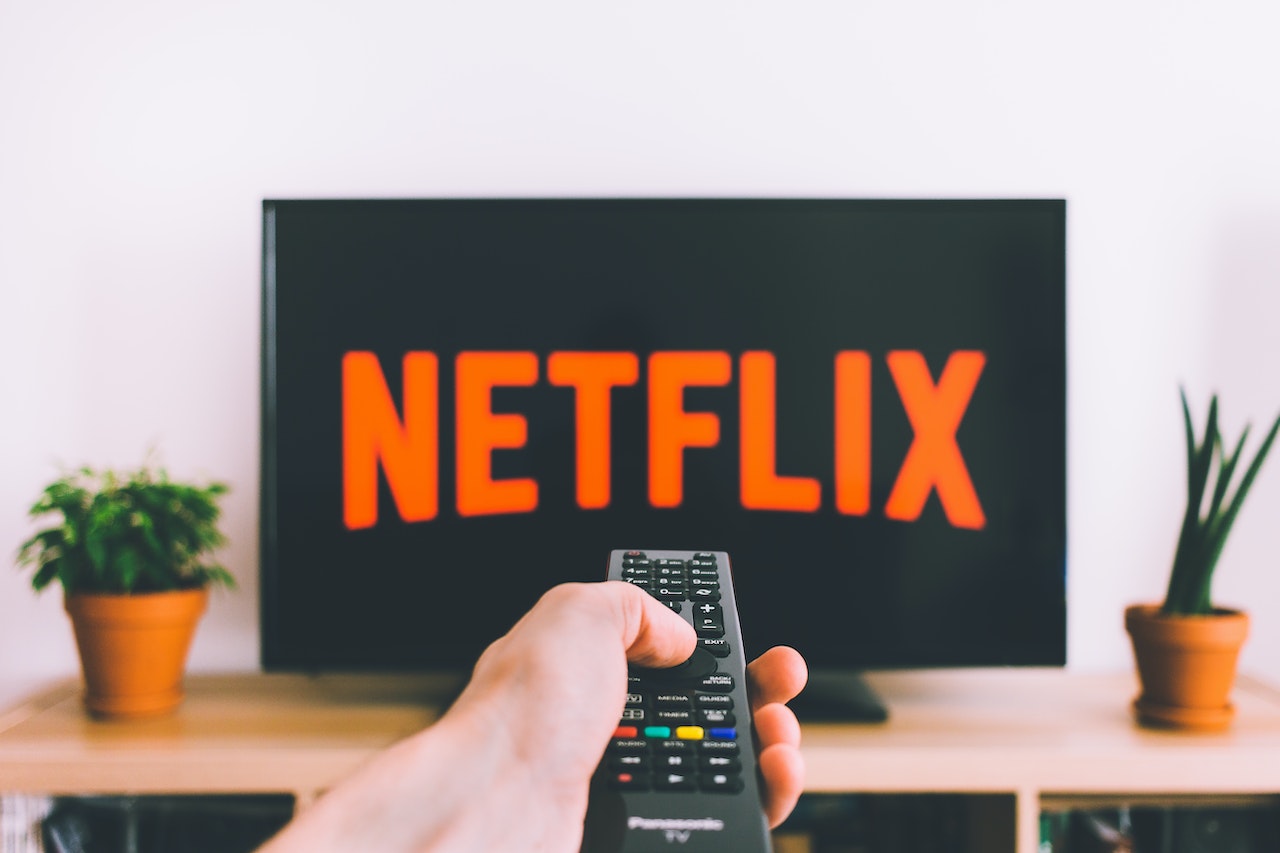 Netflix non consentirà più la condivisione delle password: la nuova policy