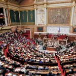 Francia, pronta la legge contro gli importuni in strada alle donne