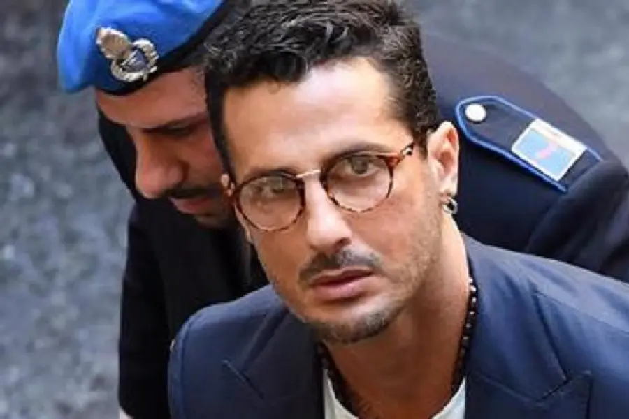 Fabrizio Corona è uscito dal carcere: torna in comunità