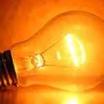 Bollette elettriche non pagate a carico degli altri utenti?