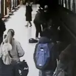 L'eroe della metropolitana di Milano, video virale sul web
