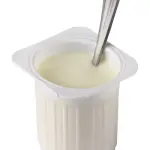 Yogurt con corpi estranei dentro: immediatamente ritirato dal commercio