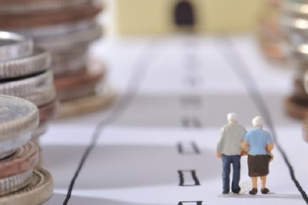 News pensioni 2018: salta Opzione Donna, Ape social confermata