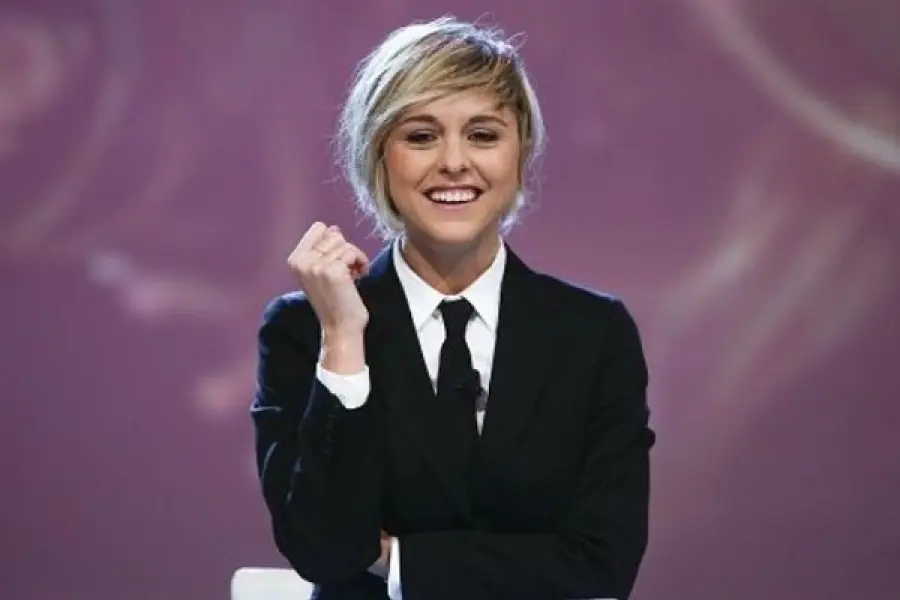 Nadia Toffa dopo il malore lascia l'ospedale, il messaggio commovente sui social