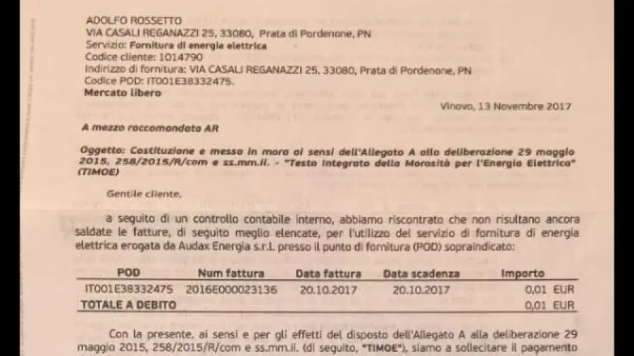 Pordenone, paga o stacco luce: la bolletta è di un cent
