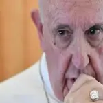 Papa Francesco e fine vita, accanimento terapeutico non è eutanasia