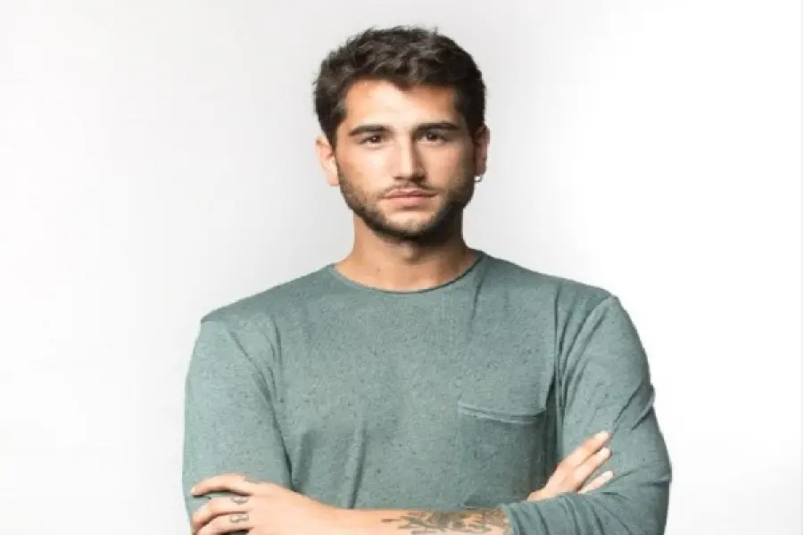 GF Vip Jeremia Rodríguez in lite con Luca Onestini, l'assalto del web: Sei mafioso