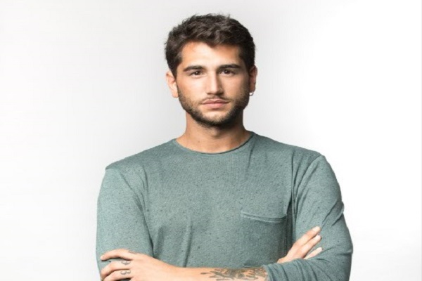 GF Vip Jeremia Rodríguez in lite con Luca Onestini, l'assalto del web: Sei mafioso