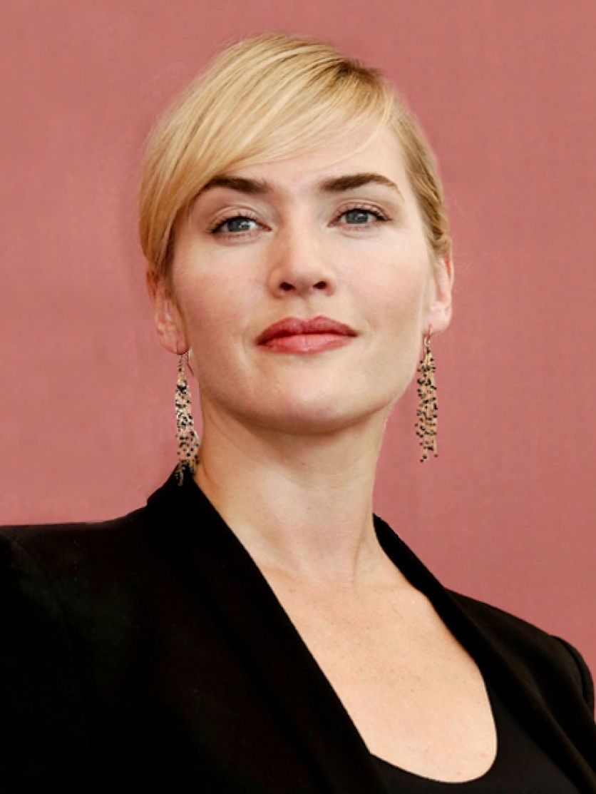Kate Winslet interrompe intervista di "Avatar 2" per confortare l'intervistatrice
