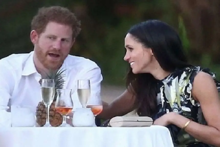 Matrimonio a Buckingam Palace, il principe Harry sposa l'attrice Meghan Markle