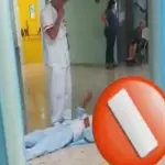Vallo della Lucania: anziano con femore rotto striscia in ospedale, video virale