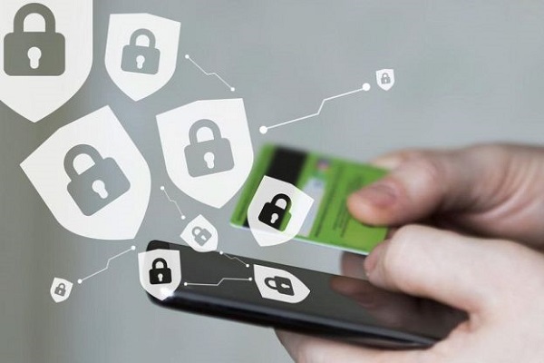 Malware Android ruba le password e svuota il conto