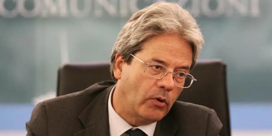Gentiloni rinvia l'approvazione dello Ius Soli, ma parla di legge giusta