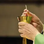 Ostie gluten free le preoccupazioni dei celiaci dopo la decisione del Vaticano: sono sicure?