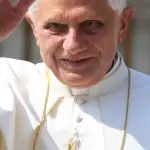 Ratzinger, papa emerito Benedetto XVI, si spegne all'età di 95 anni