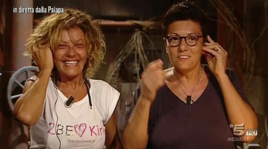 Eva Grimaldi piange per Imma Battaglia a Domenica Live