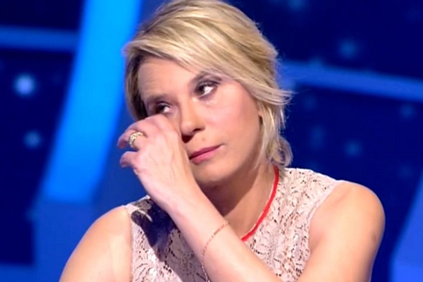 Amici 16 news: le accuse di un ex insegnante. Ancora guai per Maria De Filippi?