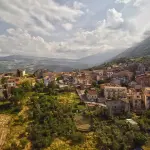 Segreti della tradizione abruzzese: trucchi per preparare e cuocere gli arrosticini