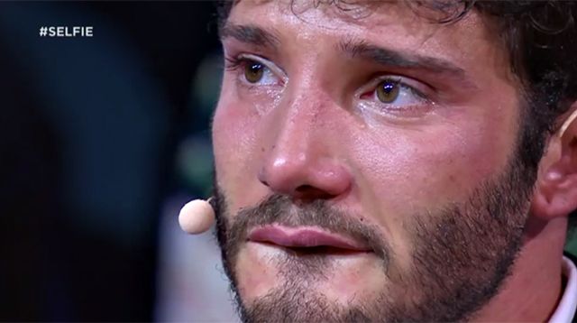 Belen Rodriguez piange per Stefano De Martino a Selfie le cose cambiano