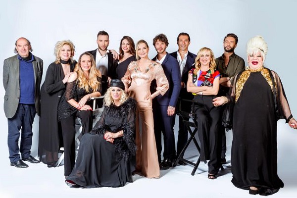 Selfie-Le cose cambiano 2 anticipazioni: Belen Rodriguez non voluta da Maria De Filippi?