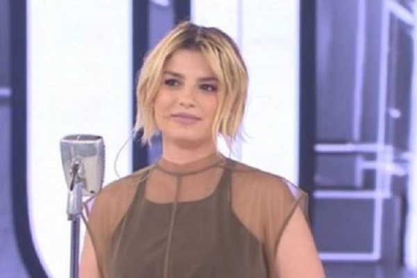 Emma Marrone gossip: nuovo scherzo ad Amici 2017, cosa ha ha fatto?