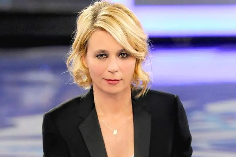 Stefano De Martino e Belen Rodriguez news: il gesto di Maria De Filippi che nessuno si aspettava