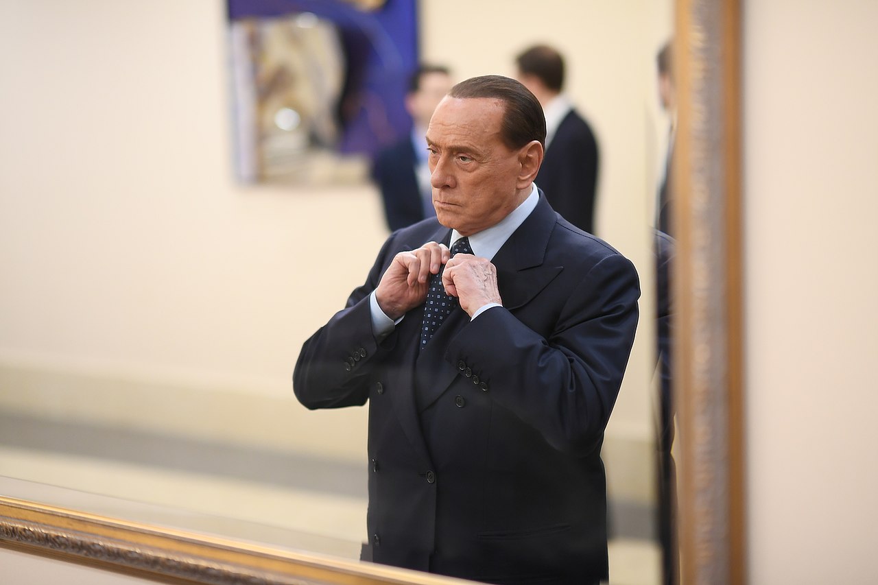 Silvio Berlusconi attacca: 